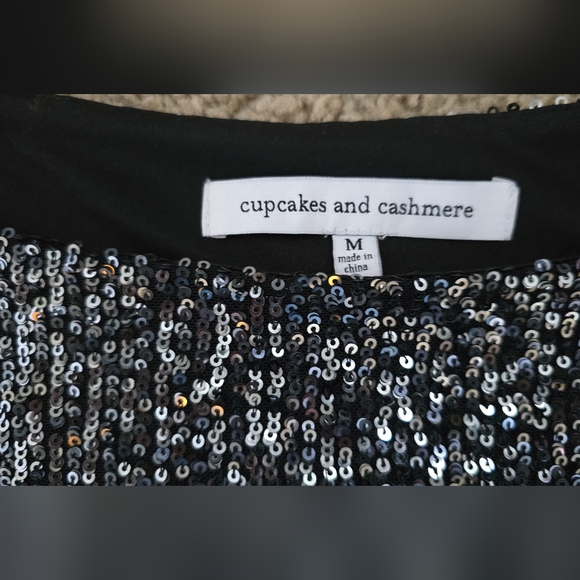 Elegant Black Sequin Women's Top Sz. Medium Cupcake & Cashmere - Picture 3 of 11